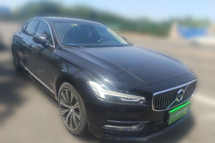 Used Volvo S90 2020 T5 Zhiyuan Luxury Edition Front Right 45 Deg