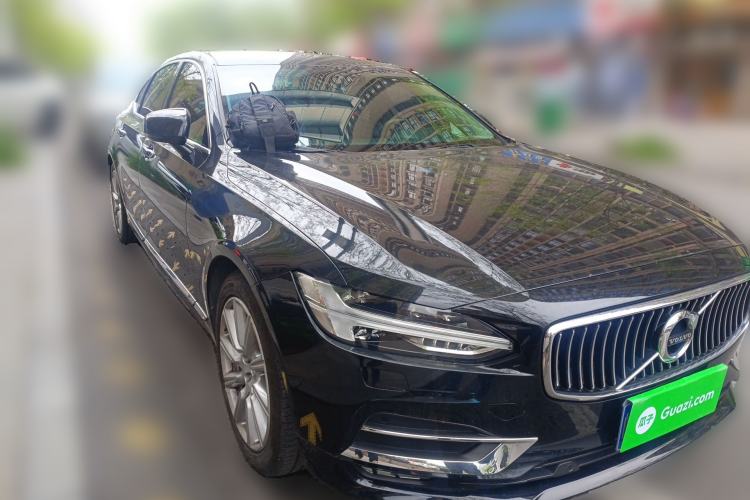 Used Volvo S90 2020 T5 Zhiyuan Luxury Edition Front Right 45 Deg