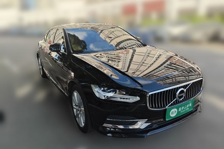 Used Volvo S90 2020 T5 Zhiyuan Luxury Edition Front Right 45 Deg