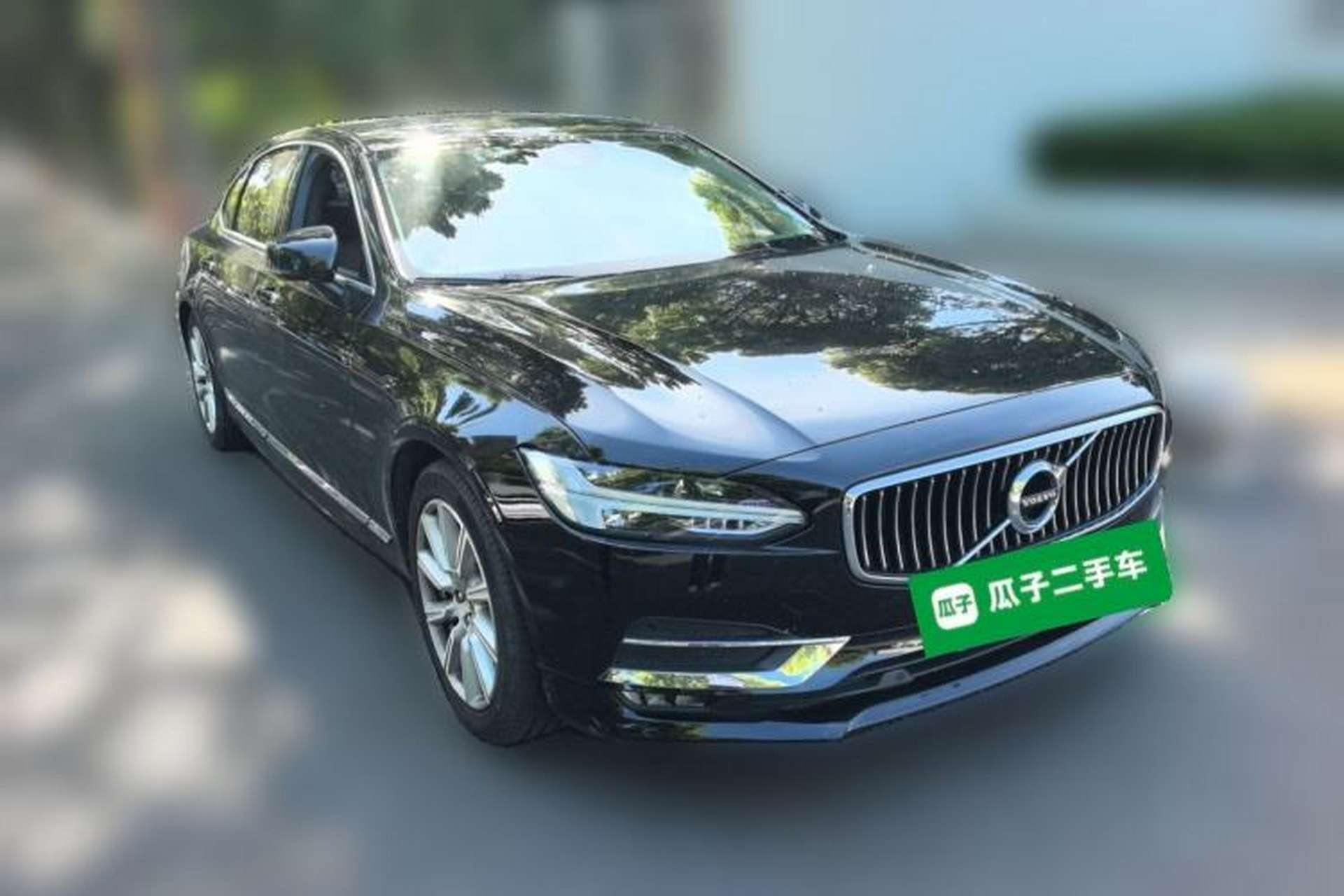 Used Volvo S90 2020 T5 Zhiyi Luxury Edition Front Right 45 Deg