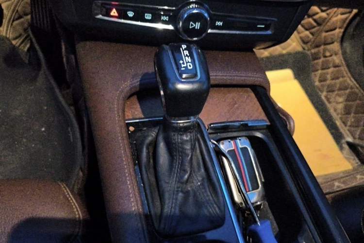 Used Volvo S90 2020 T5 Zhiyi Luxury Edition Gear Lever