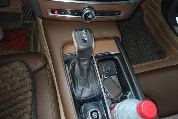 Used Volvo S90 2020 T5 Zhiyuan Luxury Edition Gear Lever
