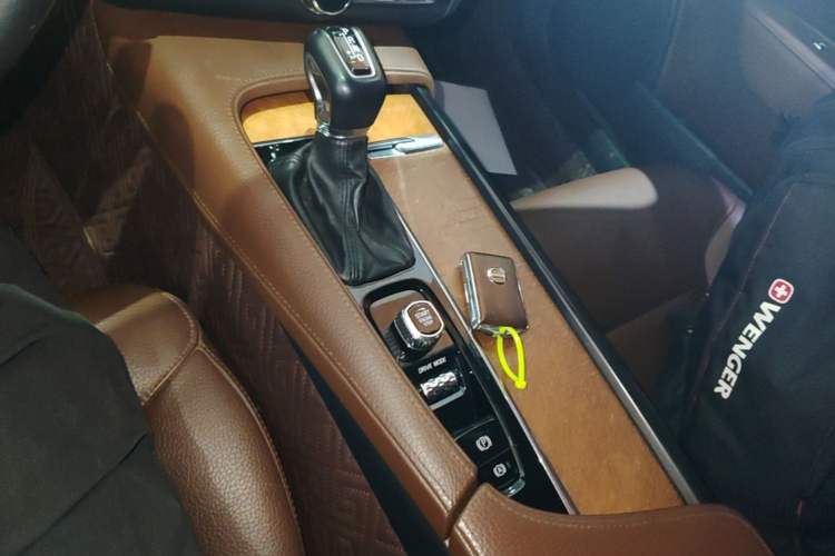 Used Volvo S90 2020 T5 Zhiyi Luxury Edition Gear Lever