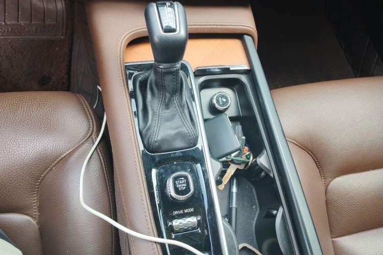 Used Volvo S90 2020 T5 Zhiyi Luxury Edition Gear Lever