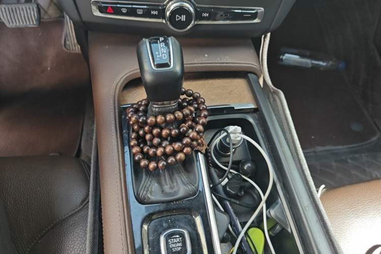 Used Volvo S90 2020 T5 Zhiyi Luxury Edition Gear Lever