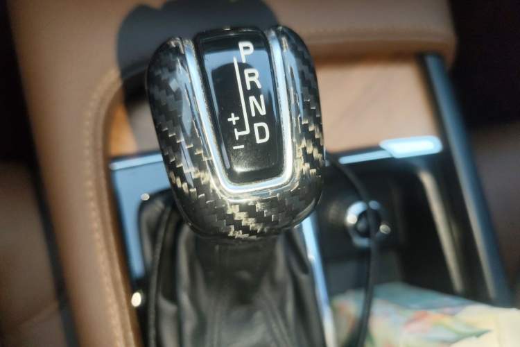 Used Volvo S90 2020 T5 Zhiyi Luxury Edition Gear Lever