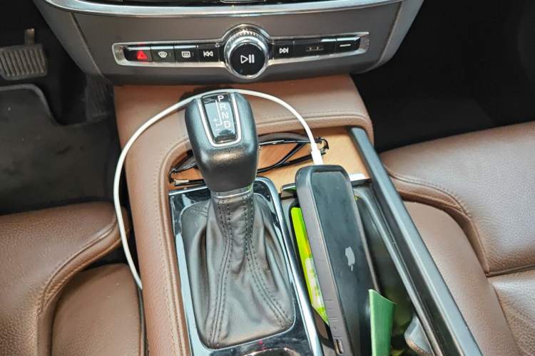 Used Volvo S90 2020 T5 Zhiyuan Luxury Edition Gear Lever