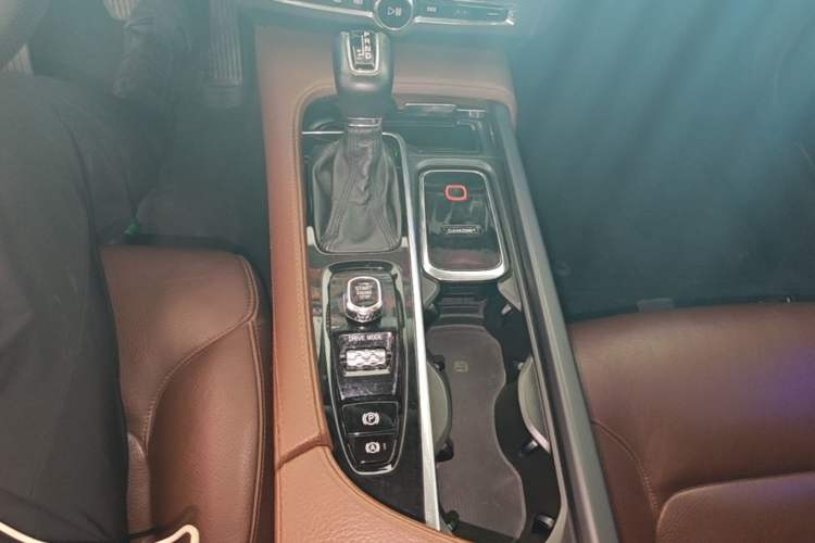 Used Volvo S90 2020 T5 Zhiyi Luxury Edition Gear Lever