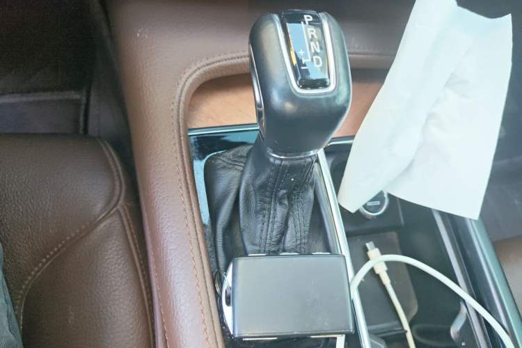 Used Volvo S90 2020 Facelifted T5 Zhiyi Luxury Edition Gear Lever