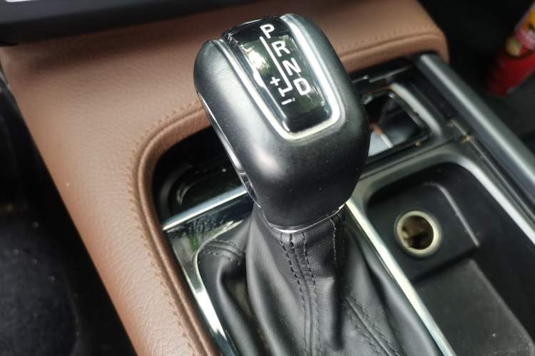 Used Volvo S90 2020 T5 Zhiyi Luxury Edition Gear Lever