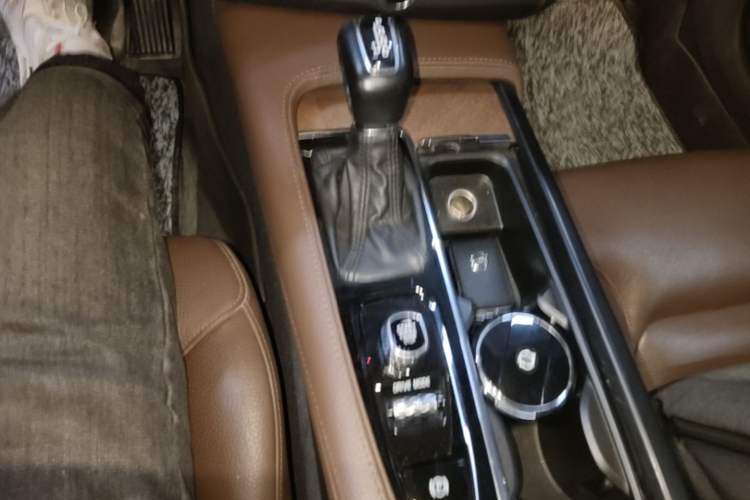 Used Volvo S90 2020 T5 Zhiyi Luxury Edition Gear Lever