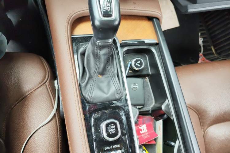 Used Volvo S90 2020 T5 Zhiyi Luxury Edition Gear Lever
