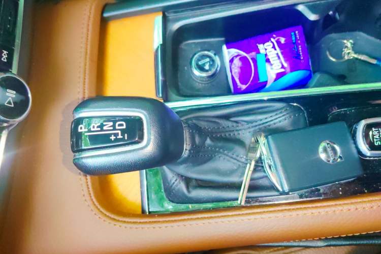 Used Volvo S90 2020 T5 Zhiyi Luxury Edition Gear Lever
