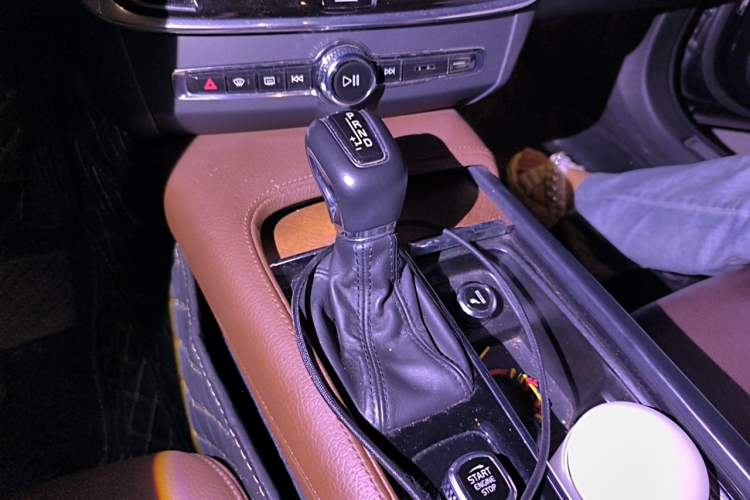 Used Volvo S90 2020 T5 Zhiyi Luxury Edition Gear Lever