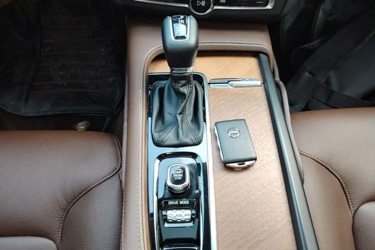 Used Volvo S90 2020 T5 Zhiyi Luxury Edition Gear Lever