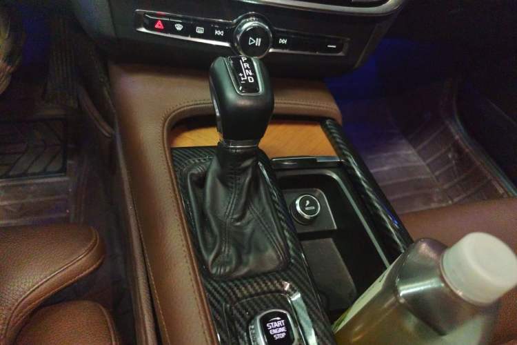 Used Volvo S90 2020 T5 Zhiyuan Luxury Edition Gear Lever