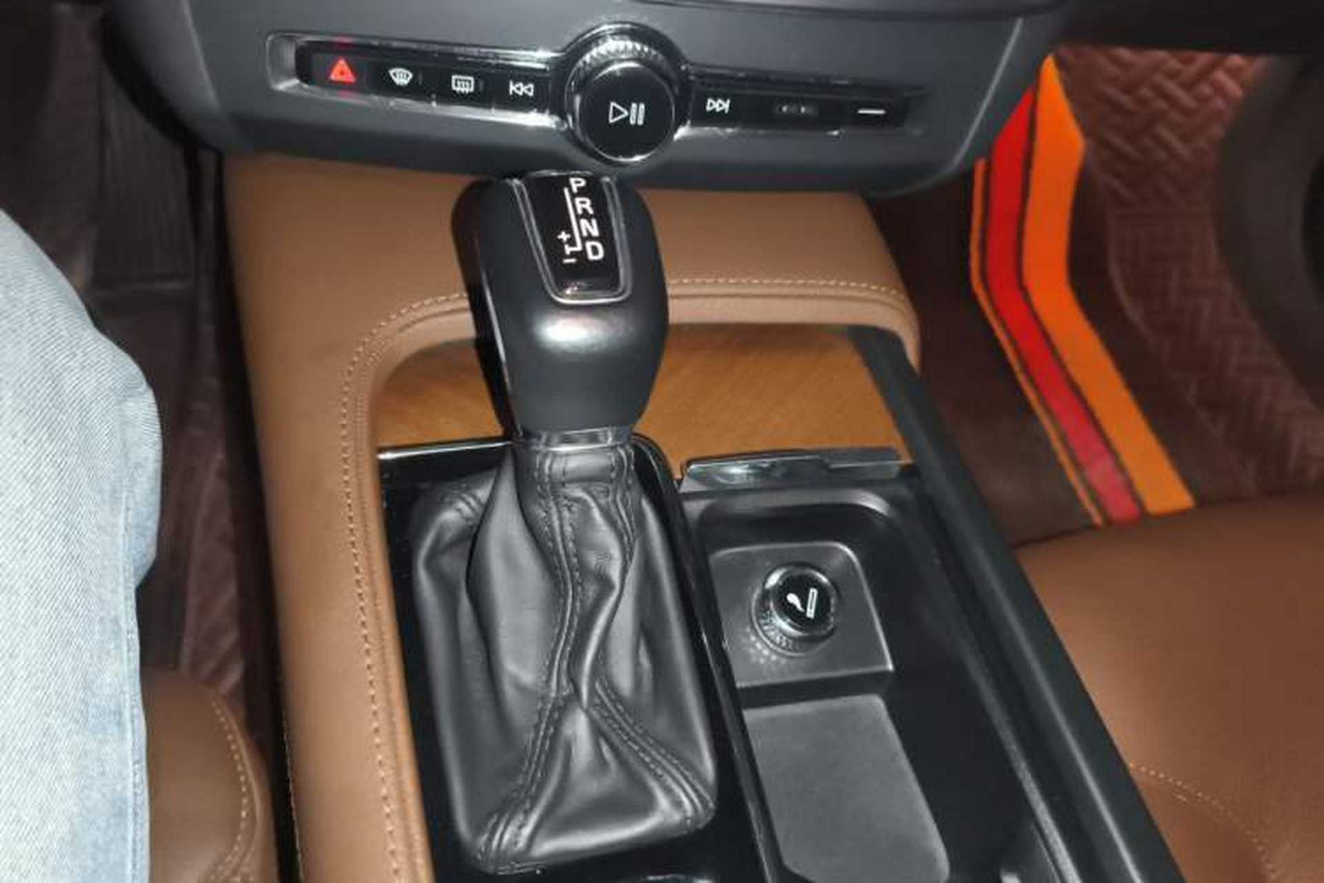Used Volvo S90 2020 T5 Zhiyi Luxury Edition Gear Lever