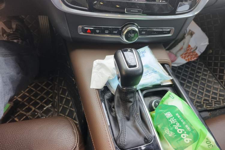Used Volvo S90 2020 T5 Zhiyi Luxury Edition Gear Lever