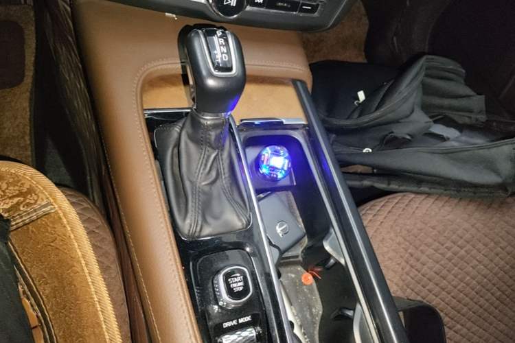 Used Volvo S90 2020 Facelifted T5 Zhiyi Luxury Edition Gear Lever