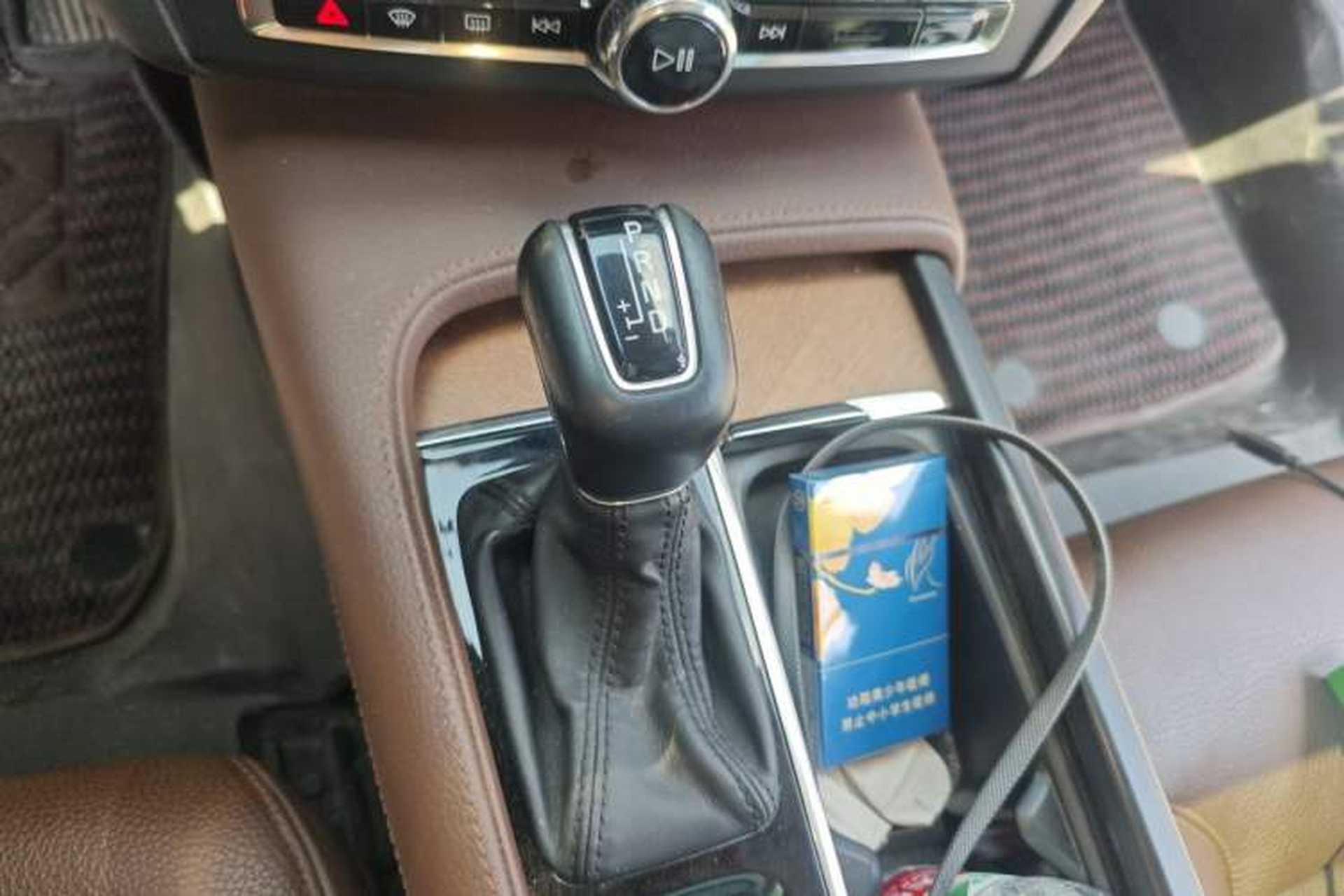 Used Volvo S90 2020 T5 Zhiyi Luxury Edition Gear Lever