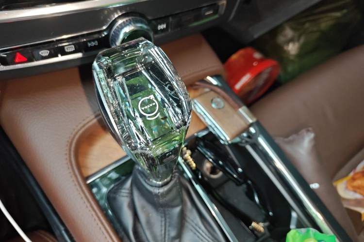 Used Volvo S90 2020 T5 Zhiyi Luxury Edition Gear Lever