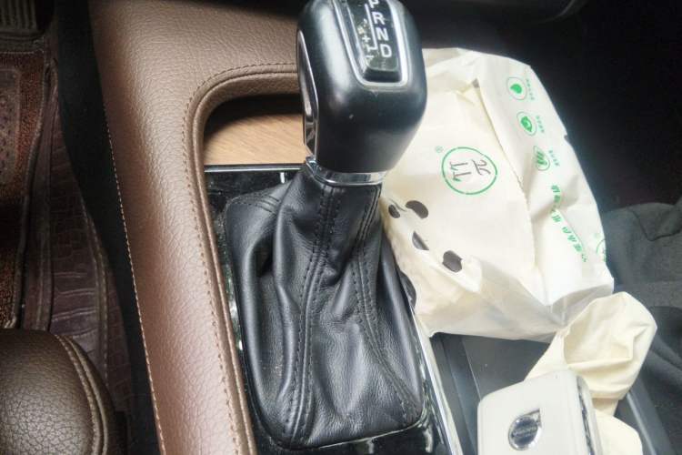 Used Volvo S90 2020 T5 Zhiyi Luxury Edition Gear Lever
