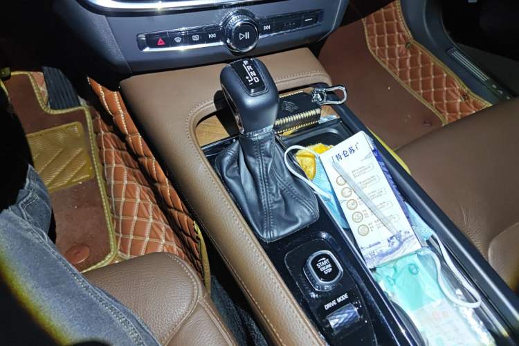 Used Volvo S90 2020 T5 Zhiyi Luxury Edition Gear Lever