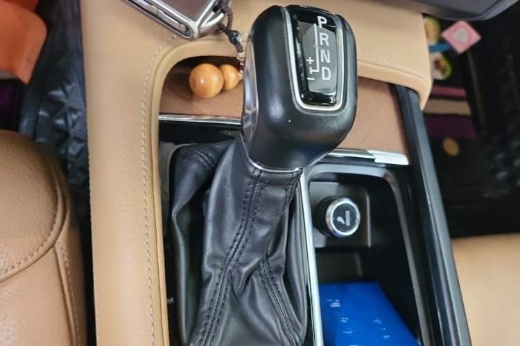 Used Volvo S90 2020 T5 Zhiyi Luxury Edition Gear Lever