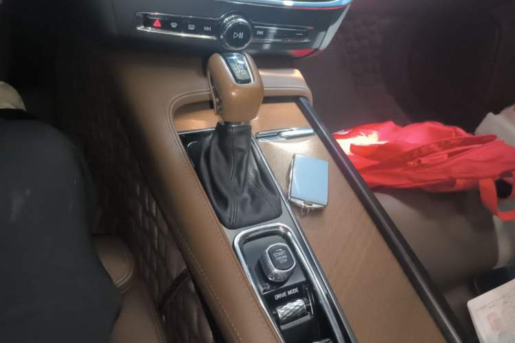 Used Volvo S90 2020 T5 Zhiyuan Luxury Edition Gear Lever