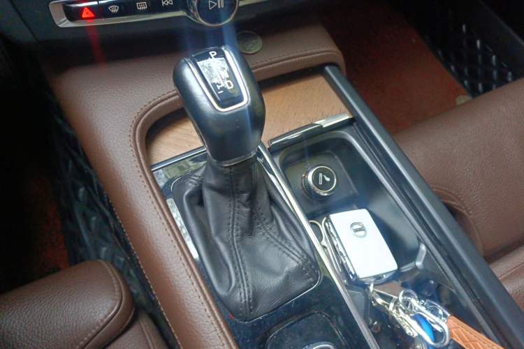 Used Volvo S90 2020 T5 Zhiyuan Luxury Edition Gear Lever