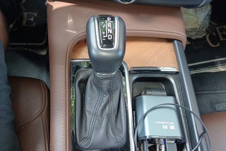 Used Volvo S90 2020 T5 Zhiyi Luxury Edition Gear Lever