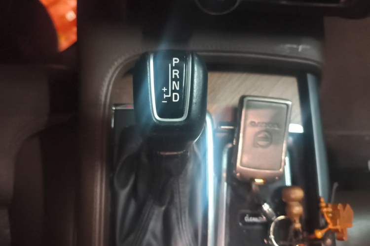 Used Volvo S90 2020 T5 Zhiyuan Luxury Edition Gear Lever