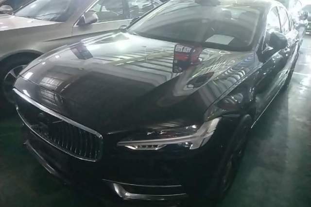 Used Volvo S90 2020 T5 Zhiyi Luxury Edition