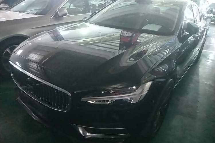 Used Volvo S90 2020 T5 Zhiyi Luxury Edition Guazi used car, China used car export, Used car for sale, Used  cars, Cheapest cars for sale