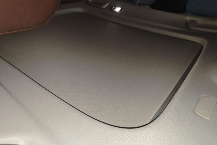 Used Volvo S90 2020 T5 Zhiyi Luxury Edition Headliner