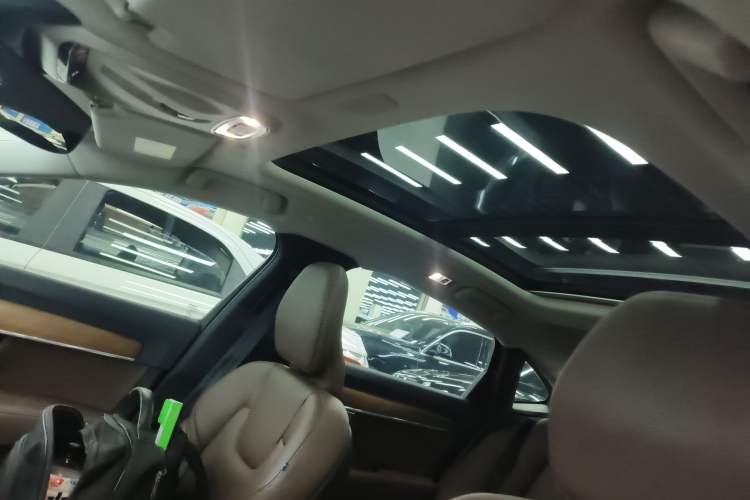 Used Volvo S90 2020 Facelifted T5 Zhiyi Luxury Edition Headliner