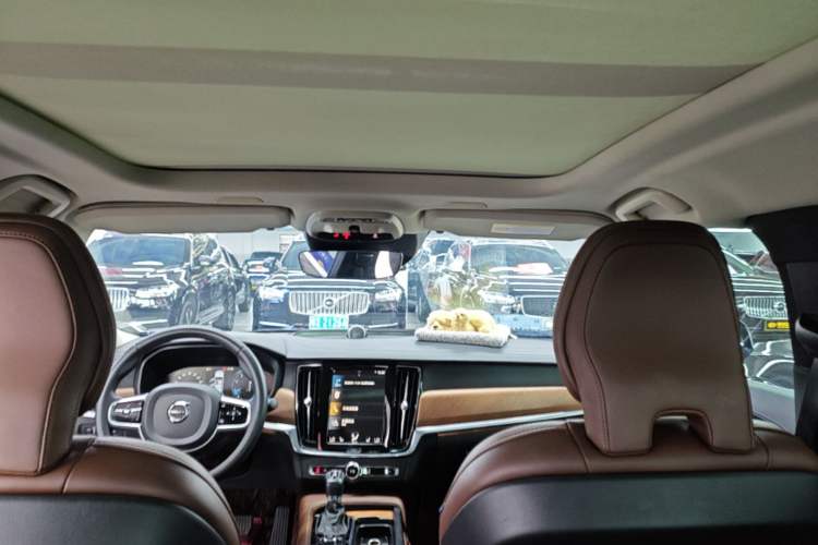 Used Volvo S90 2020 T5 Zhiya Luxury Edition Headliner