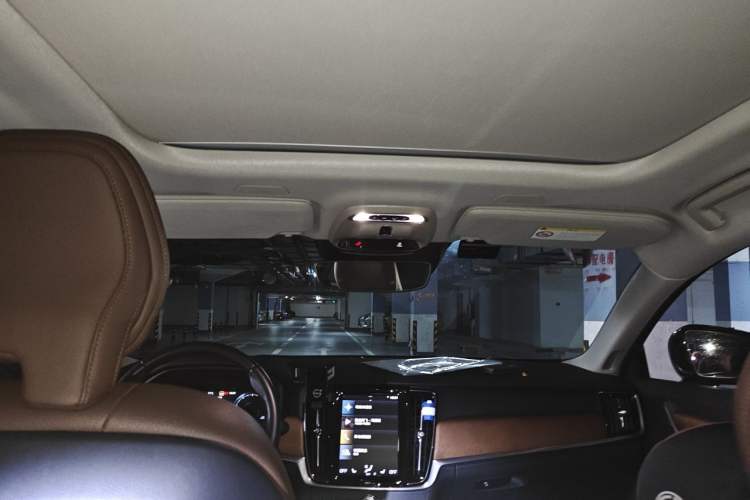 Used Volvo S90 2020 T5 Zhiyi Luxury Edition Headliner