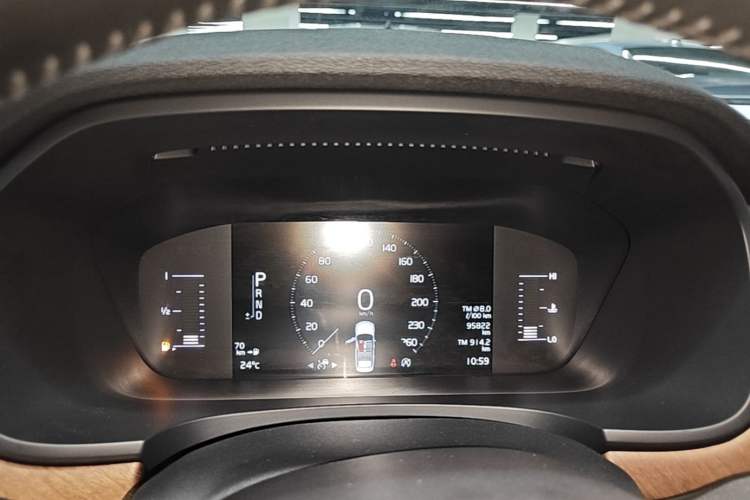 Used Volvo S90 2020 T5 Zhiyi Luxury Edition Instrument Cluster