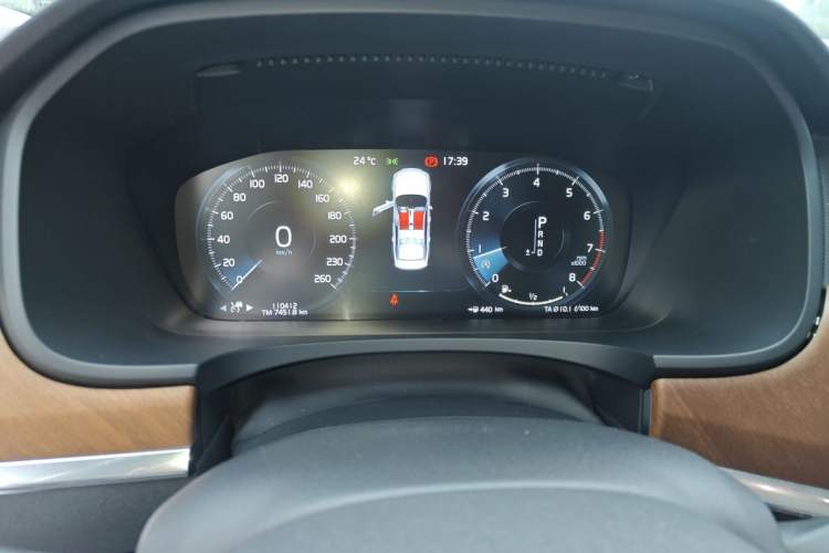 Used Volvo S90 2020 T5 Zhiyi Luxury Edition Instrument Cluster