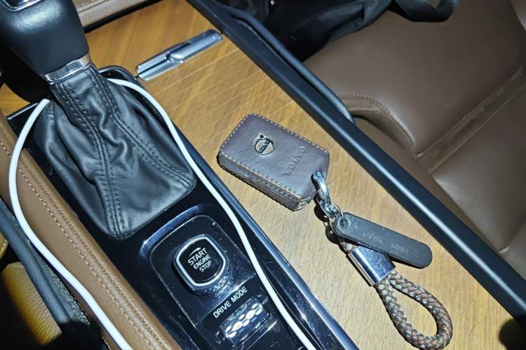Used Volvo S90 2020 Facelift T5 Smart & Luxurious Edition Interior 1