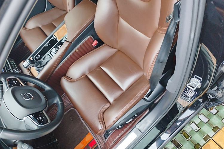 Used Volvo S90 2020 T5 Zhiya Luxury Edition Left Front Seat