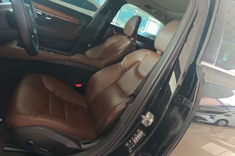 Used Volvo S90 2020 T5 Zhiyi Luxury Edition Left Front Seat