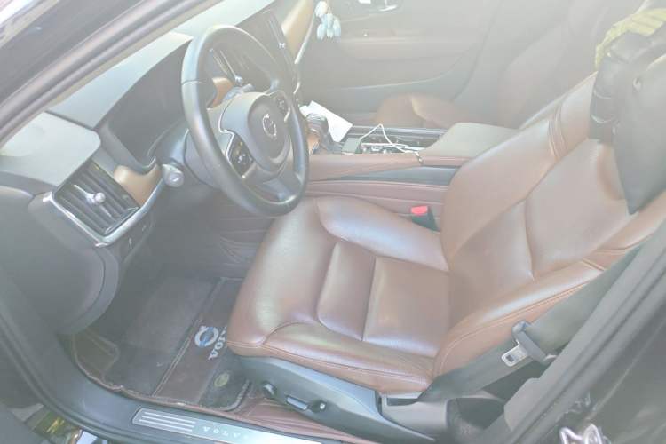 Used Volvo S90 2020 Facelifted T5 Zhiyi Luxury Edition Left Front Seat