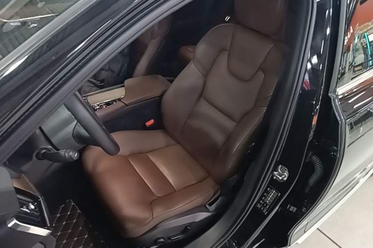 Used Volvo S90 2020 T5 Zhiyi Luxury Edition Left Front Seat