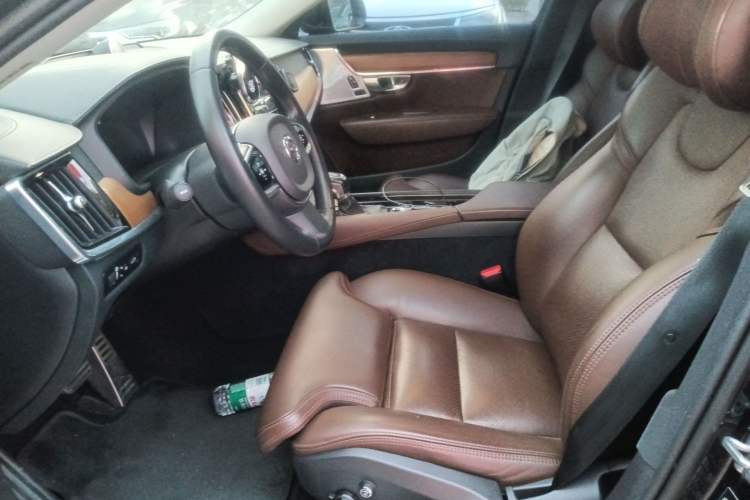 Used Volvo S90 2020 Facelift T5 Smart Luxury Edition Left Front Seat
