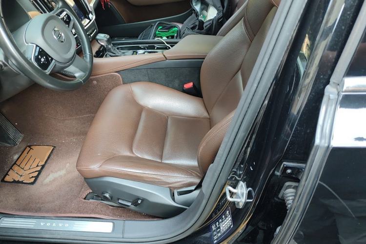 Used Volvo S90 2020 T5 Zhiyi Luxury Edition Left Front Seat