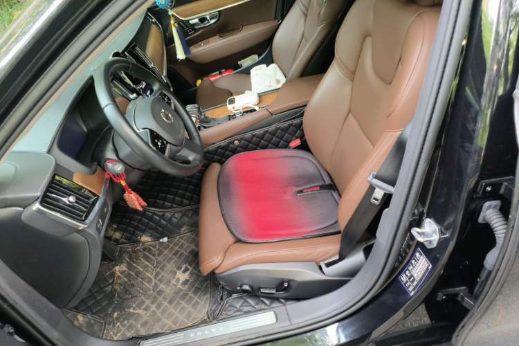Used Volvo S90 2020 Facelift T5 Smart & Luxurious Edition Left Front Seat