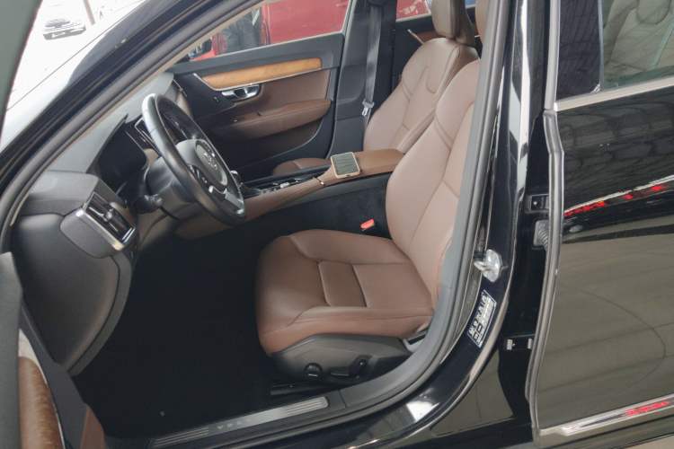 Used Volvo S90 2020 Facelifted T5 Zhiyi Luxury Edition Left Front Seat