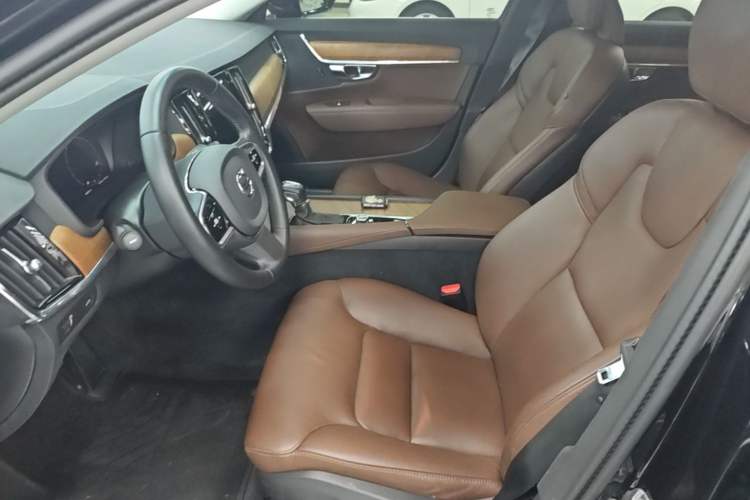 Used Volvo S90 2020 Facelifted T5 Zhiyi Luxury Edition Left Front Seat